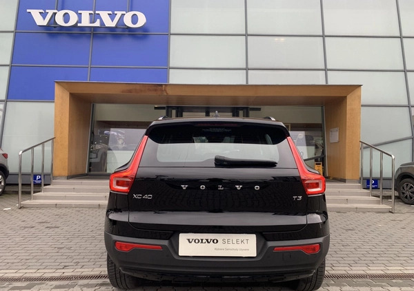 Volvo XC 40 cena 144900 przebieg: 75816, rok produkcji 2021 z Kraków małe 352